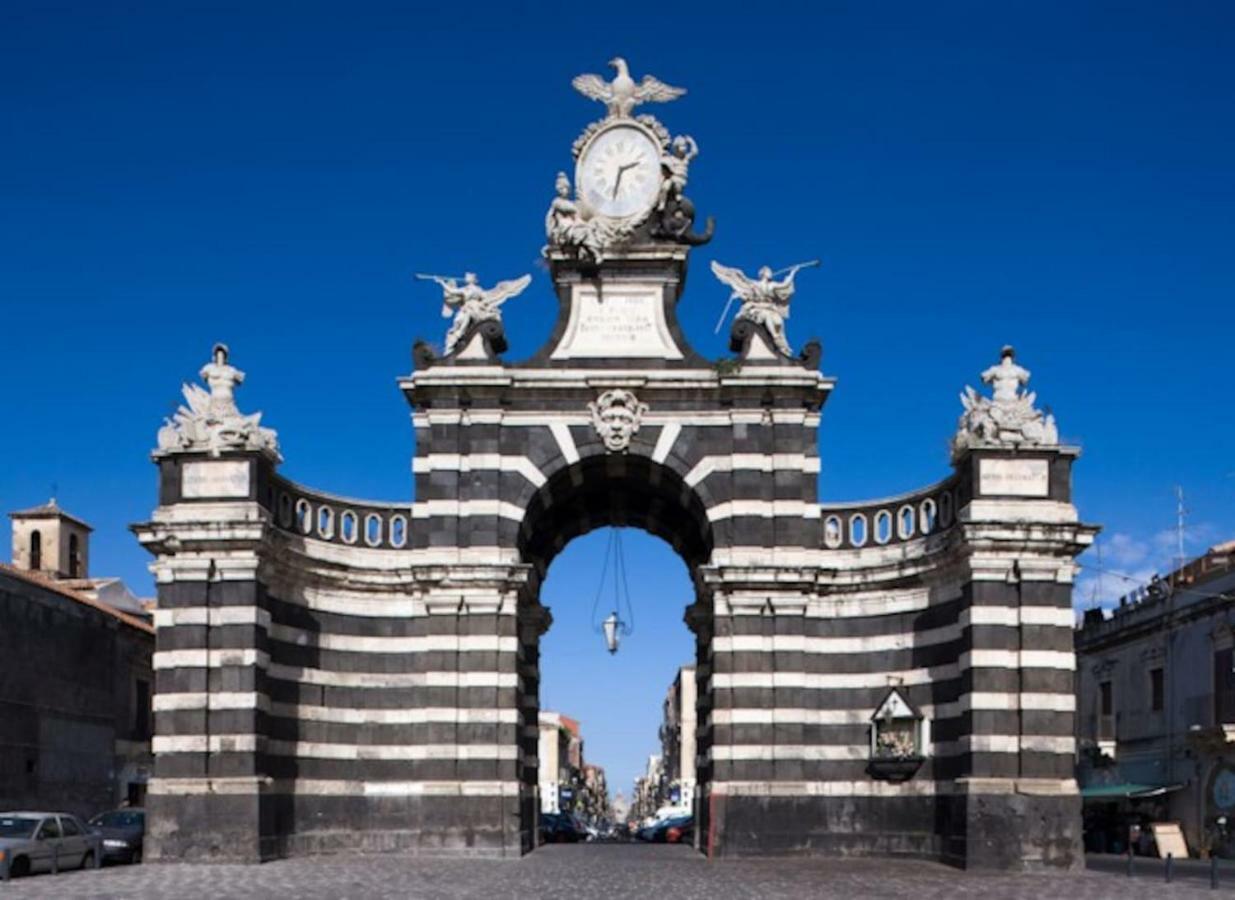 Casa Vacanza Curro Катания Экстерьер фото